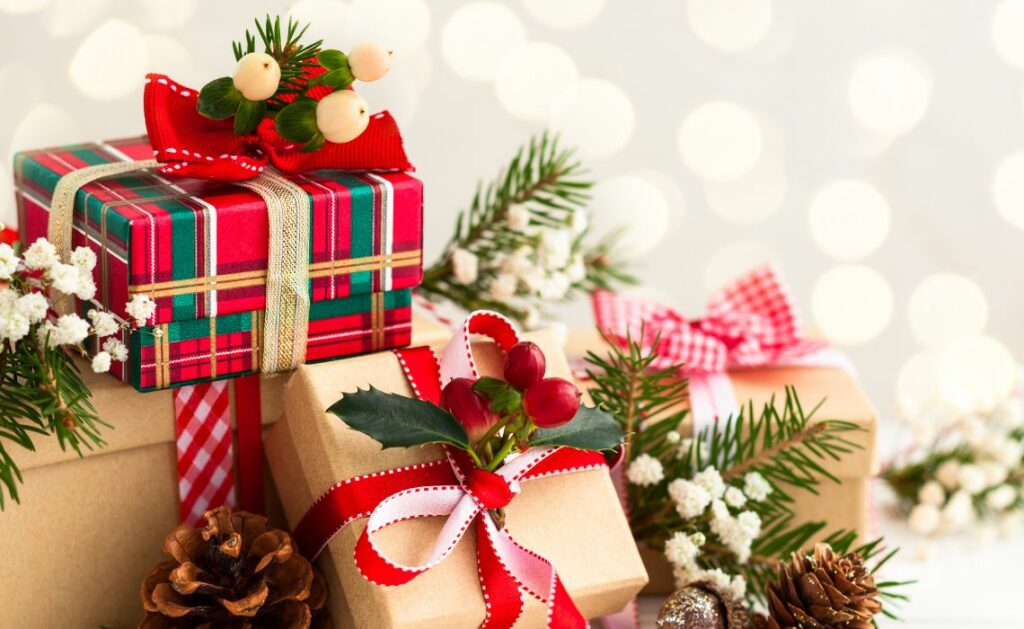 8 idées de décoration de Noël DIY – pour des présentations de Noël