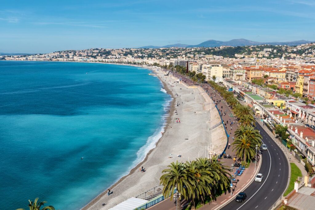 Promenade des Anglais à Nice sous le soleil - départ 18:25